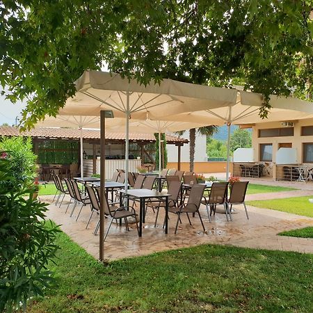 Helios Hotel Stavros  Extérieur photo