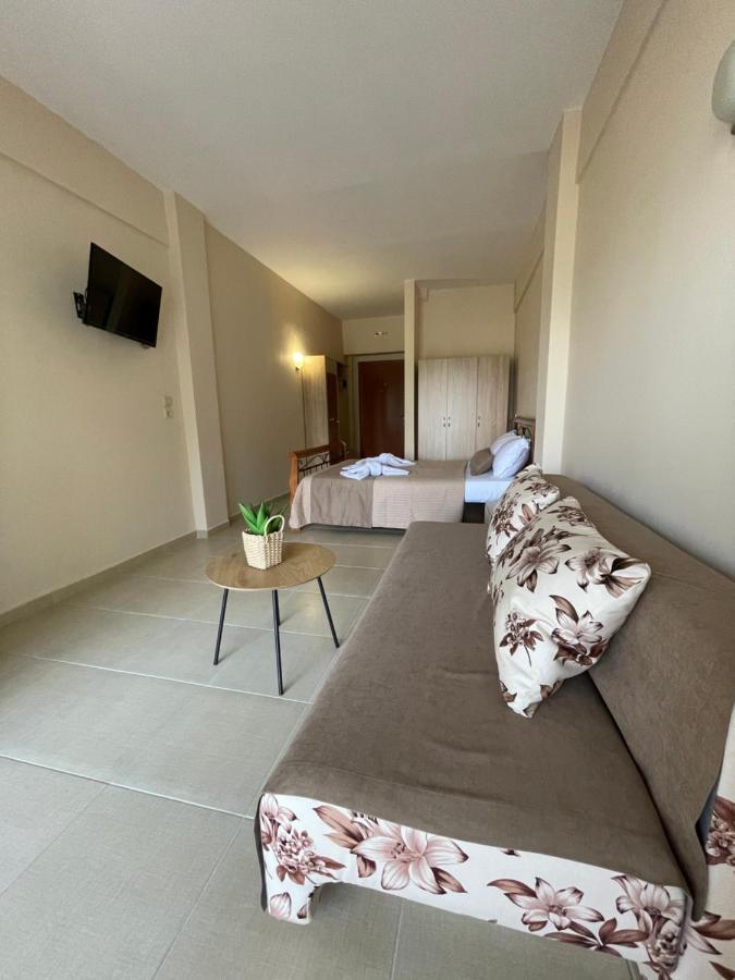 Helios Hotel Stavros  Extérieur photo
