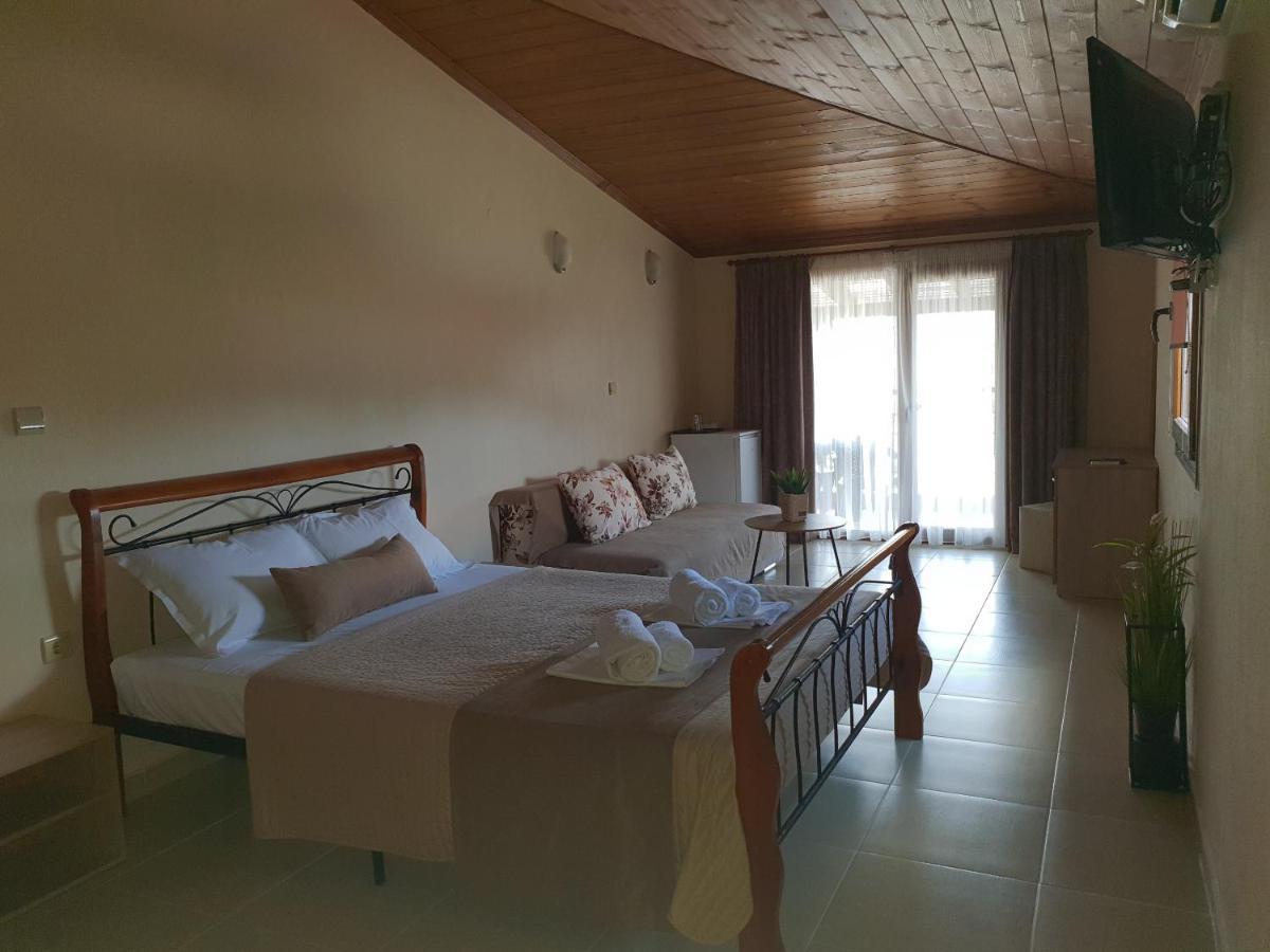 Helios Hotel Stavros  Extérieur photo